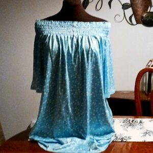 Silky "off the shoulder" Top 5X
